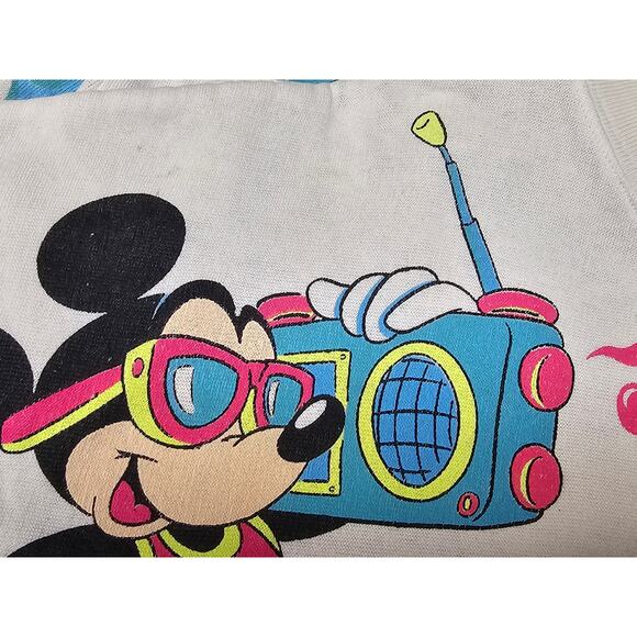 The Walt Disney Company Minnie & Mickey Vintage Long Sleeved Sweater Sweatshirt - Picture 11 of 13